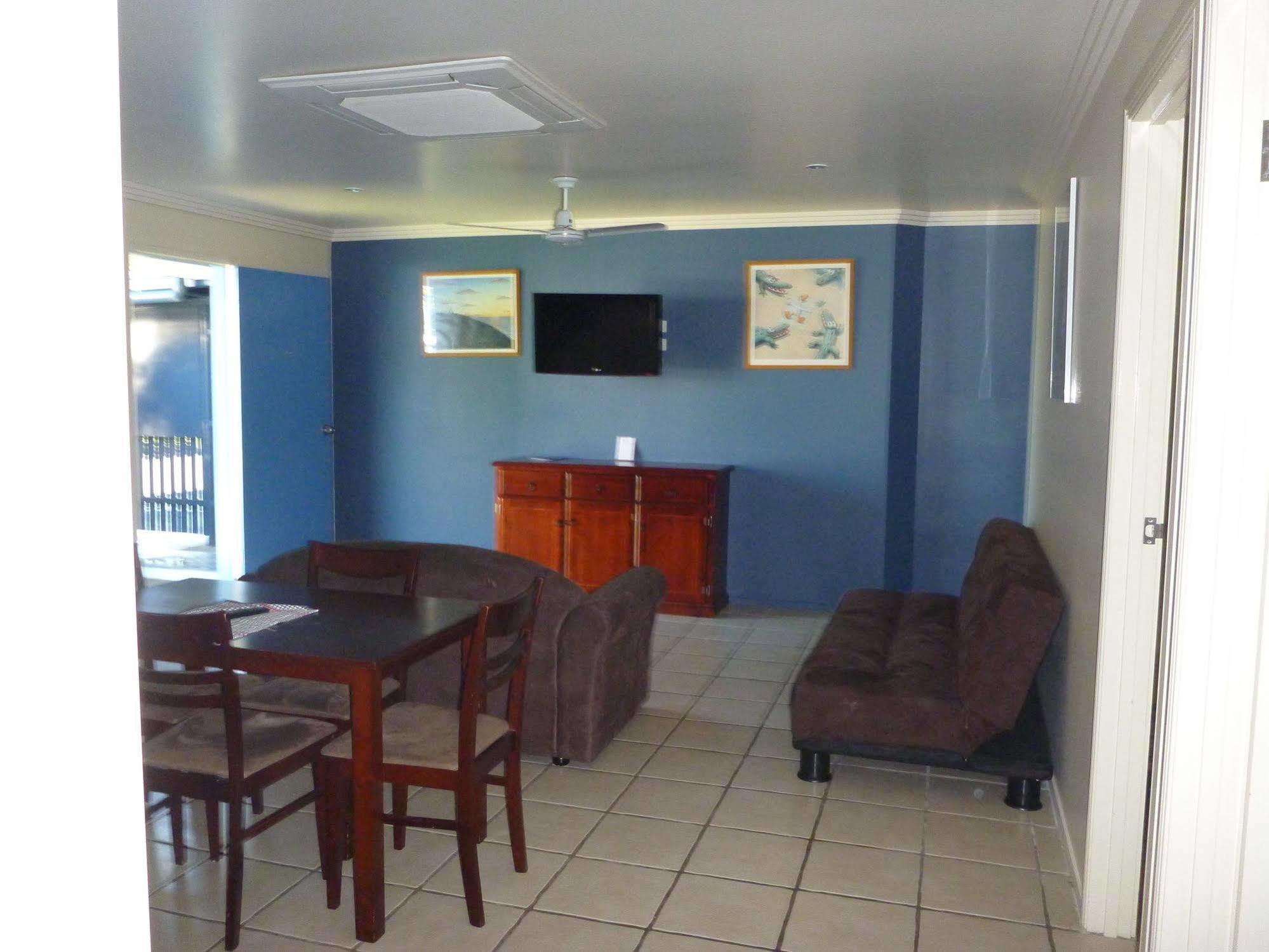 Emu Park Motel Eksteriør billede